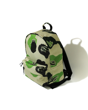 A BATHING APE® DEF Camo 猿人头缝饰双肩包