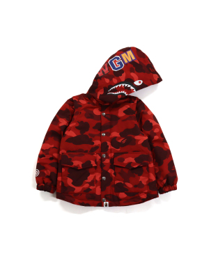A BATHING APE® Color Camo 鲨鱼印花连帽羽绒外套