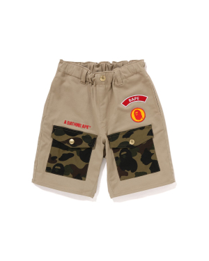 A BATHING APE® 饰迷彩口袋短裤