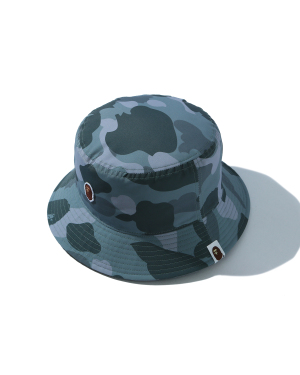 A BATHING APE® Color Camo 猿人头刺绣渔夫帽