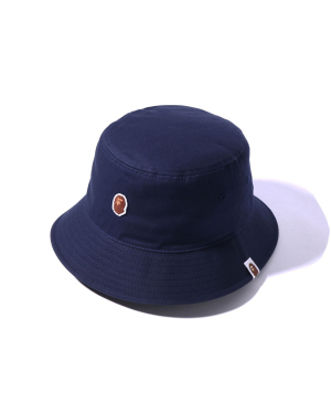 A BATHING APE® 猿人头缝饰渔夫帽