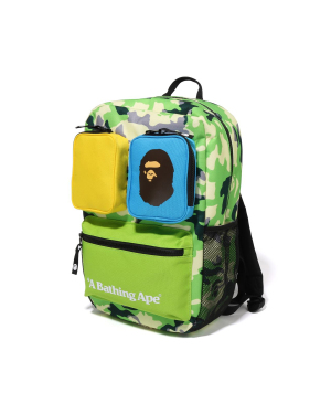 A BATHING APE® Woodland Camo 饰多口袋双肩包