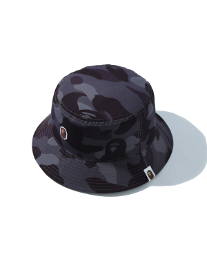 A BATHING APE® Color Camo 猿人头刺绣渔夫帽
